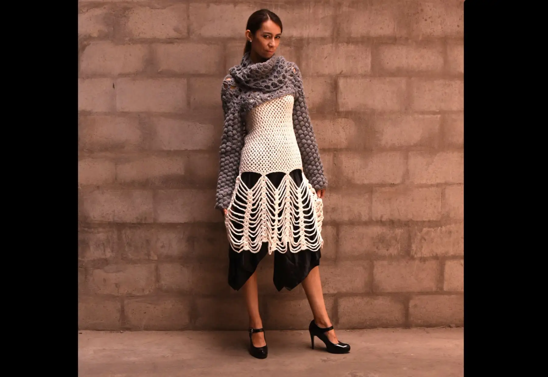 Diseñadora arequipeña Elsbeth Cárdenas participará en el Concurso Jóvenes Creadores al Mundo de Perú Moda. En el 2017 expuso este trabajo que forma parte de la colección “El final”.Foto: ANDINA/Difusión