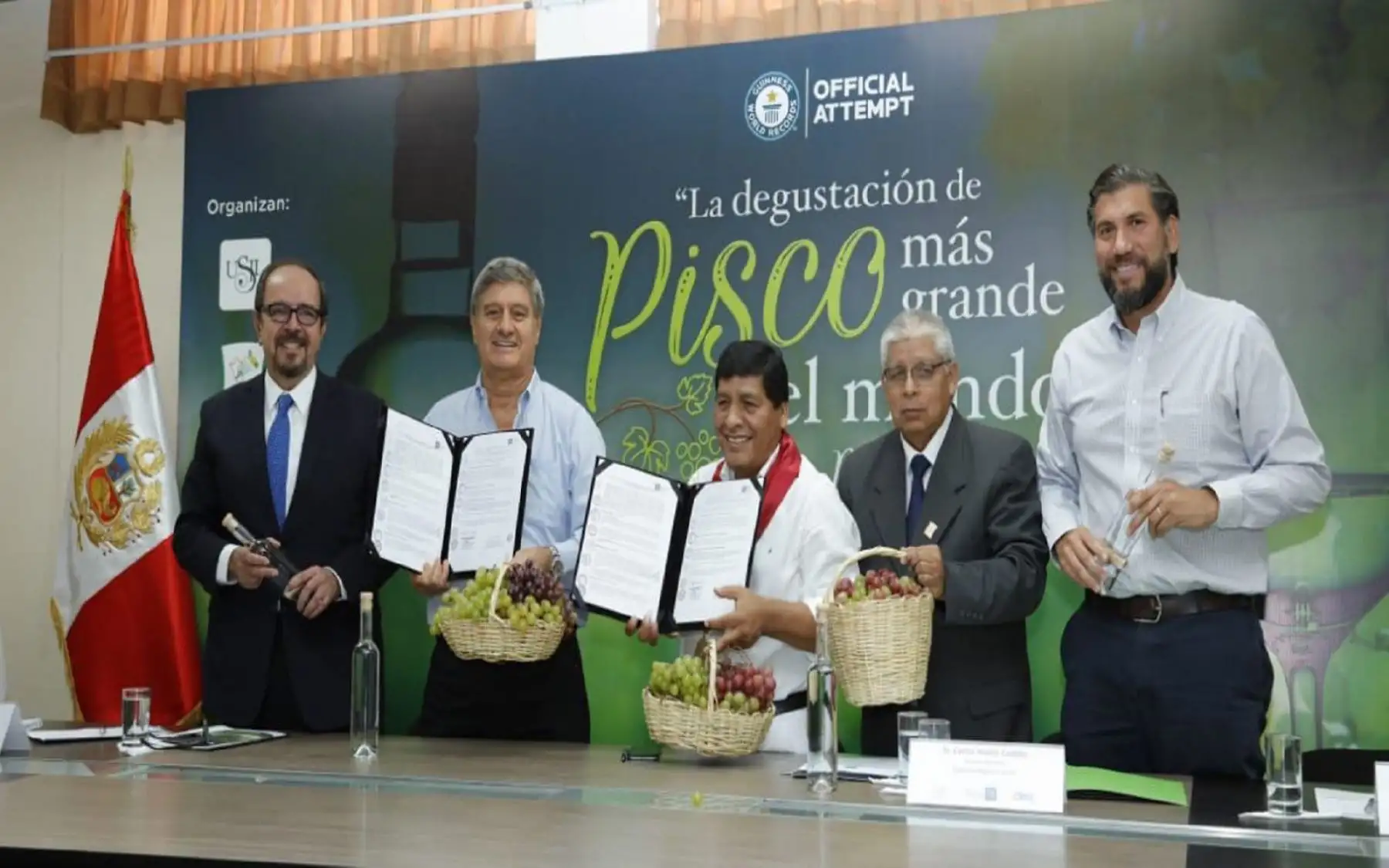 Récord Guinness con "la degustación de Pisco más grande del mundo" Foto: Difusión