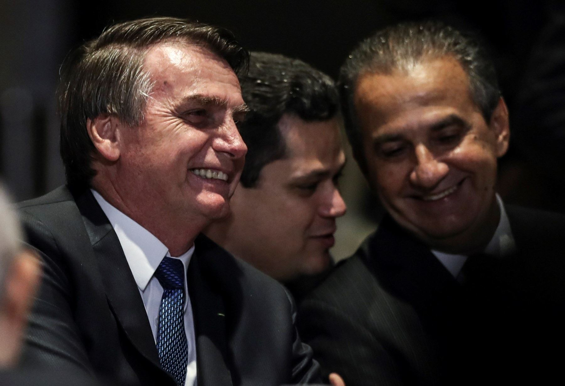 El presidente de Brasil, Jair Bolsonaro, y el pastor evangélico Silas Malafaia, participan este jueves en un acto, en Río de Janeiro (Brasil). Foto: EFE