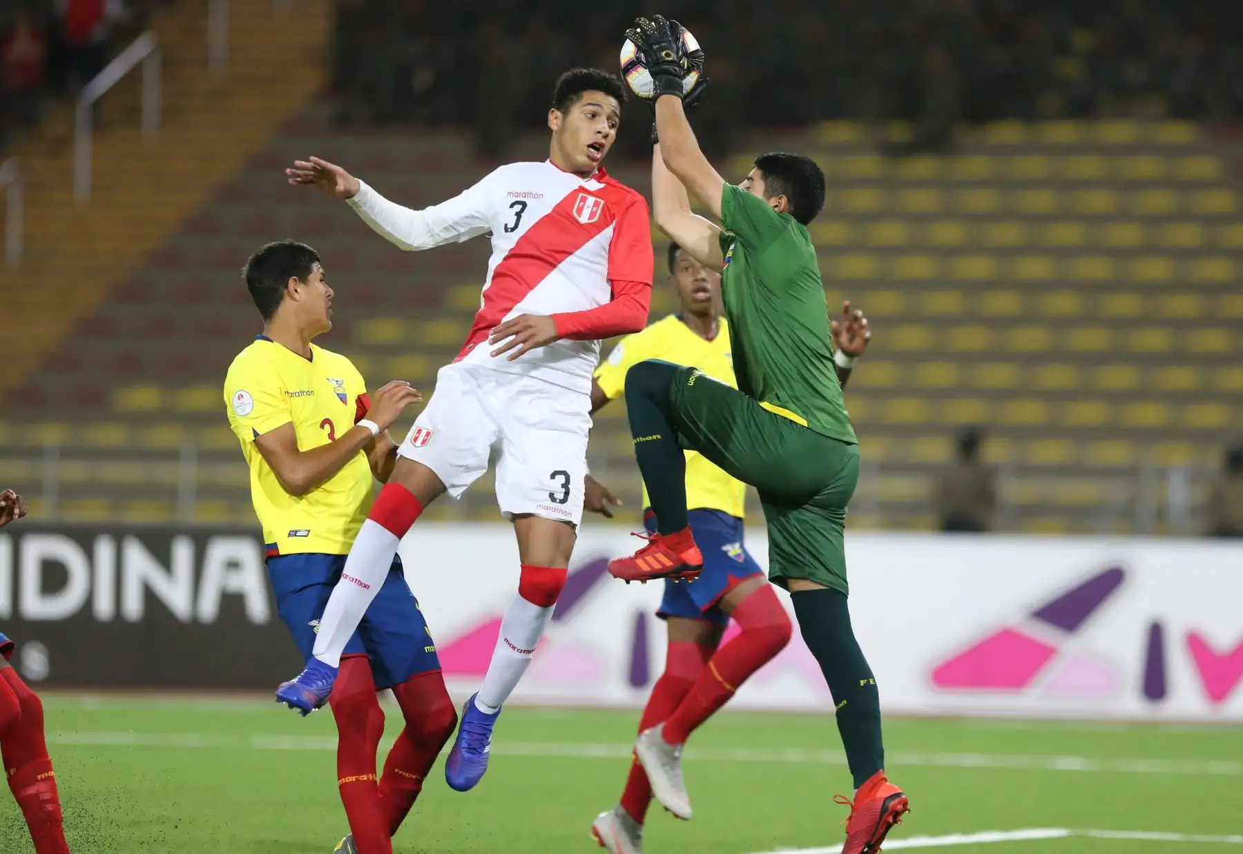 Perú empata 1-1 con Ecuador por el Sudamericano Sub 17 por el hexagonal final en el estadio Universidad San Marcos.Foto: ANDINA/Jhony Laurente