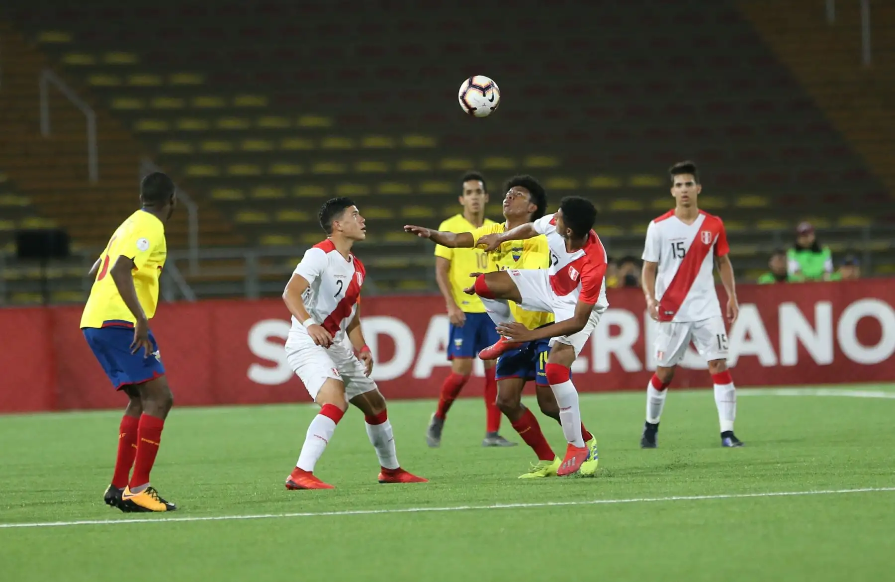 Perú empate 1-1 con Ecuador por el Sudamericano Sub 17 por el hexagonal final en el estadio Universidad San Marcos.Foto: ANDINA/Jhony Laurente