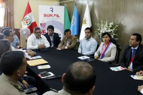 Con la finalidad de concertar estrategias y acciones para la prevención y erradicación del trabajo forzoso e infantil, la ministra de Trabajo y Promoción del Empleo, Sylvia Cáceres, visitó la región de La Libertad en compañía del titular de la Superintendencia Nacional de Fiscalización Laboral (Sunafil), Juan Carlos Requejo.