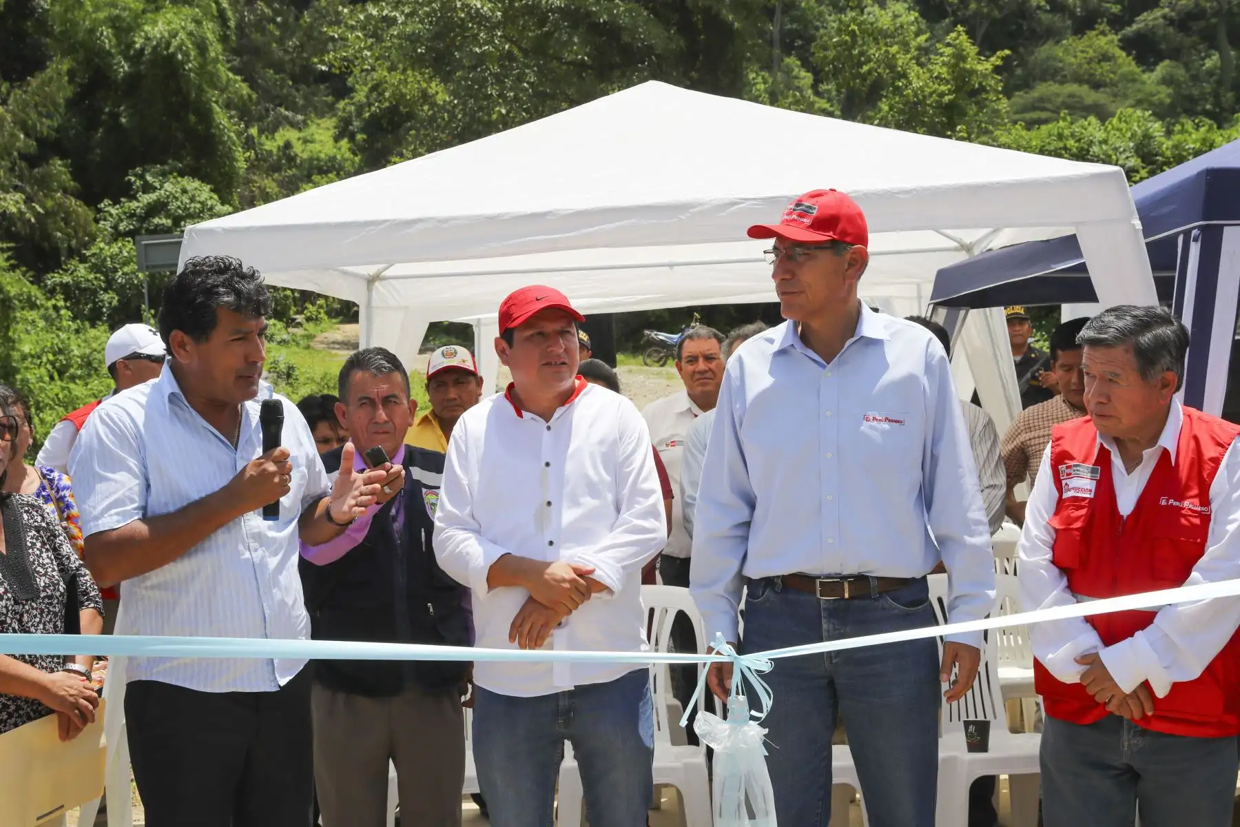 Presidente Martin Vizcarra, hace entrega de cinco puentes que mejorarán el tránsito en la provincia de Huancabamba. Foto: ANDINA/Prensa Presidencia