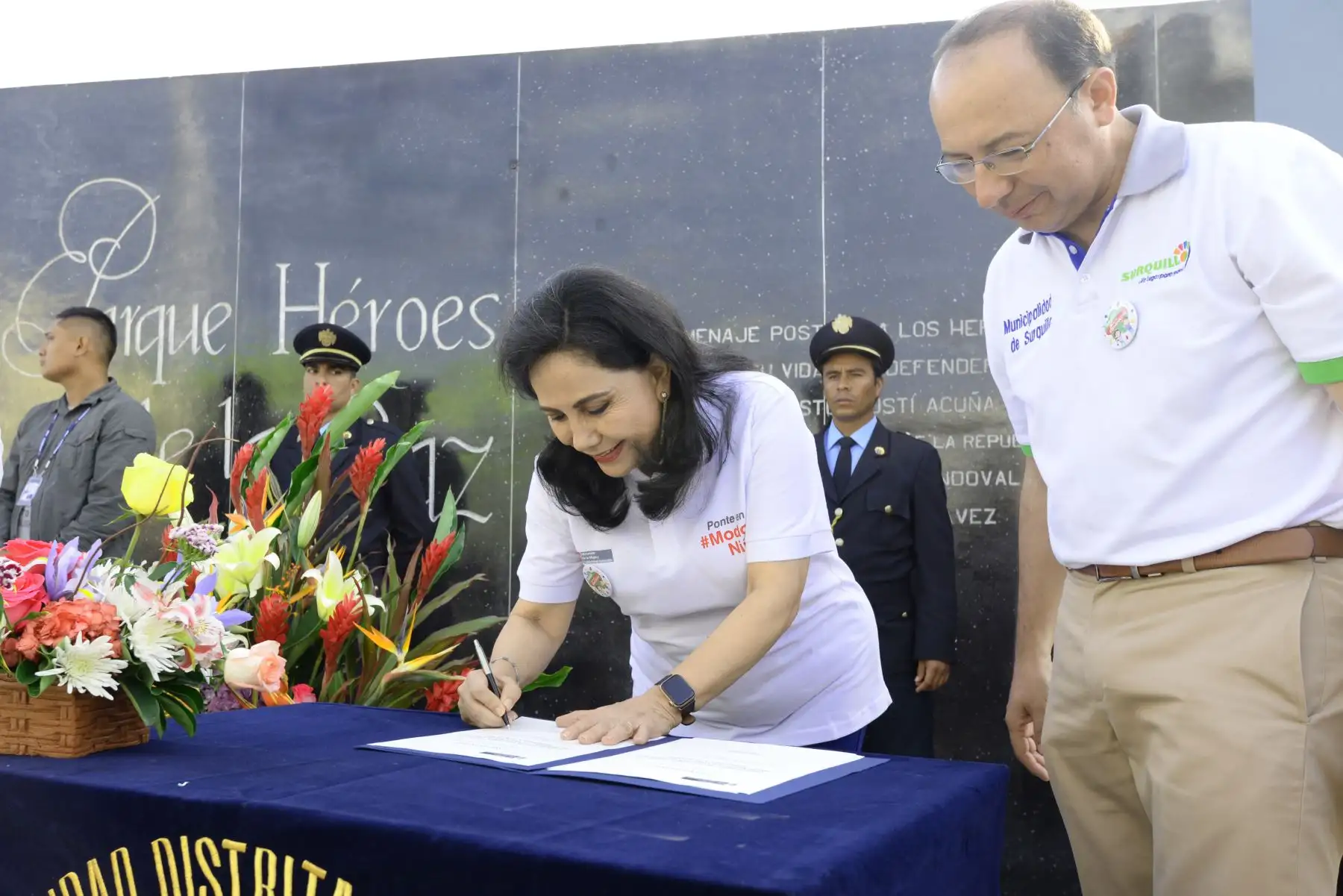 Ministra de la mujer Gloria Monteneg y alcaldes de Surquillo, LaVictoria, Magdalena, Lince y SanBorja se ponen en Modo Niñez que busca sensibilizar a comunidad en el cuidado de las niñas, niños y adolescentes en espacios públicos.Foto:ANDINA/Mimp