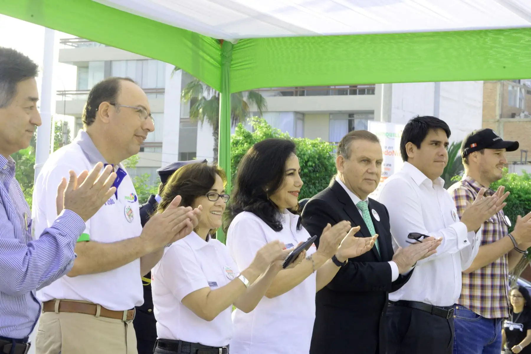 Ministra de la mujer Gloria Monteneg y alcaldes de Surquillo, LaVictoria, Magdalena, Lince y SanBorja se ponen en Modo Niñez que busca sensibilizar a comunidad en el cuidado de las niñas, niños y adolescentes en espacios públicos.Foto:ANDINA/Mimp