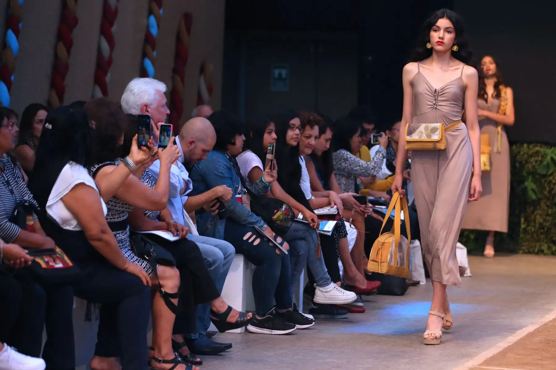 Desfile del Tercer dia del PERÚ MODA y PERÚ MODA DECO 2019, en el Centro de Convenciones de Lima.Foto: ANDINA/Vidal Tarqui