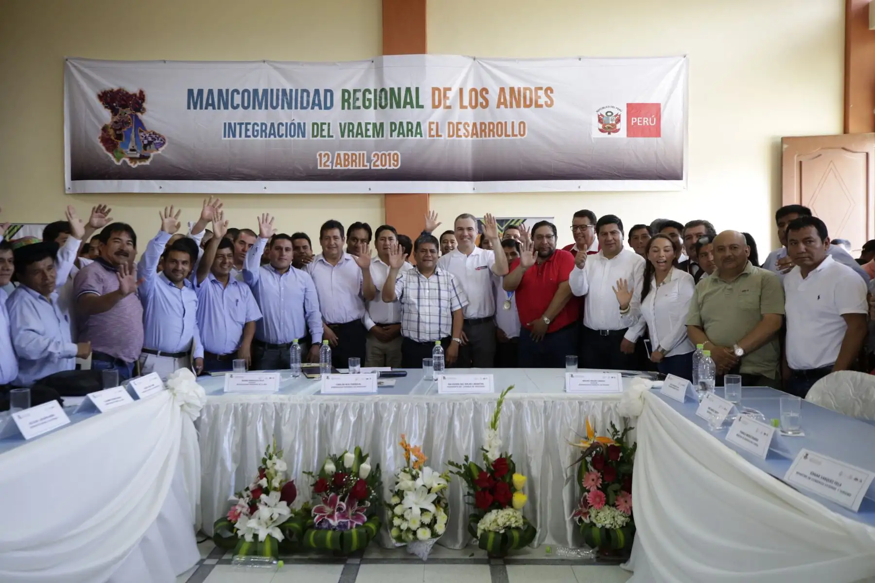 El presidente del Consejo de Ministros, Salvador del Solar, participó en una mesa de trabajo entre el Gobierno Central y las autoridades de la Mancomunidad Regional de Los Andes, en el Vraem. Foto: ANDINA/PCM.