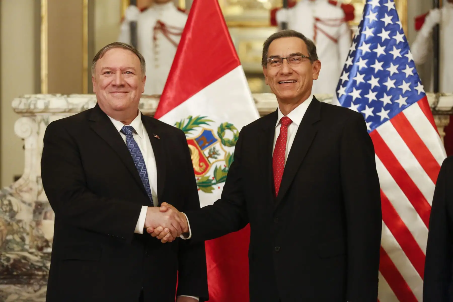 El presidente Martín Vizcarra sostuvo una reunión con el Secretario de Estado de los Estados Unidos de América, Mike Pompeo, donde abordaron temas sobre las relaciones económicas y comerciales, así como la cooperación en la lucha contra el narcotráfico .Foto: ANDINA/Prensa Presidencia