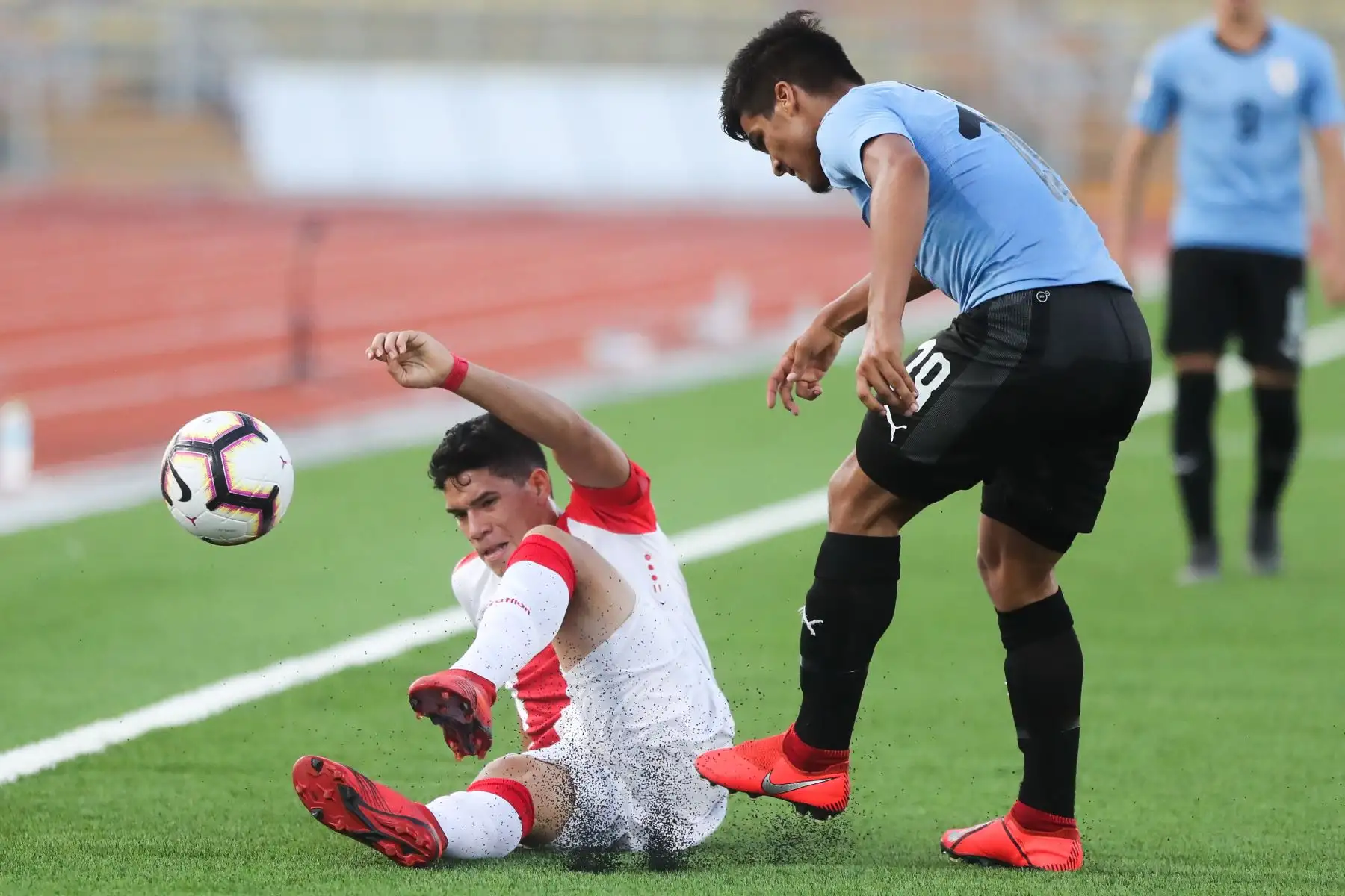 Perú derrotó por 3-2 a Uruguay con dos goles de Manuel Pinto y Daniel Llontop.

Foto: ANDINA/Juan Carlos Guzmán Negrini