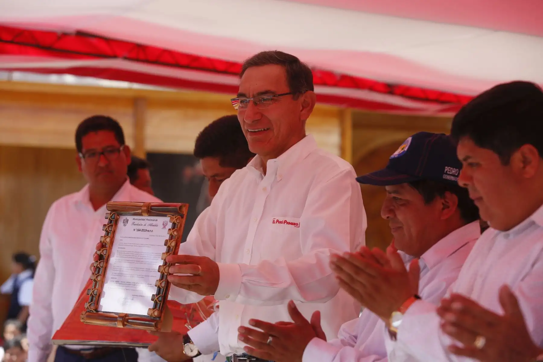 Jefe de Estado,Martín Vizcarra se reúne con la población y autoridades de Oxapampa y Pozuzo en la región Pasco.Foto: ANDINA/Carla Patiño/Prensa Presidencia