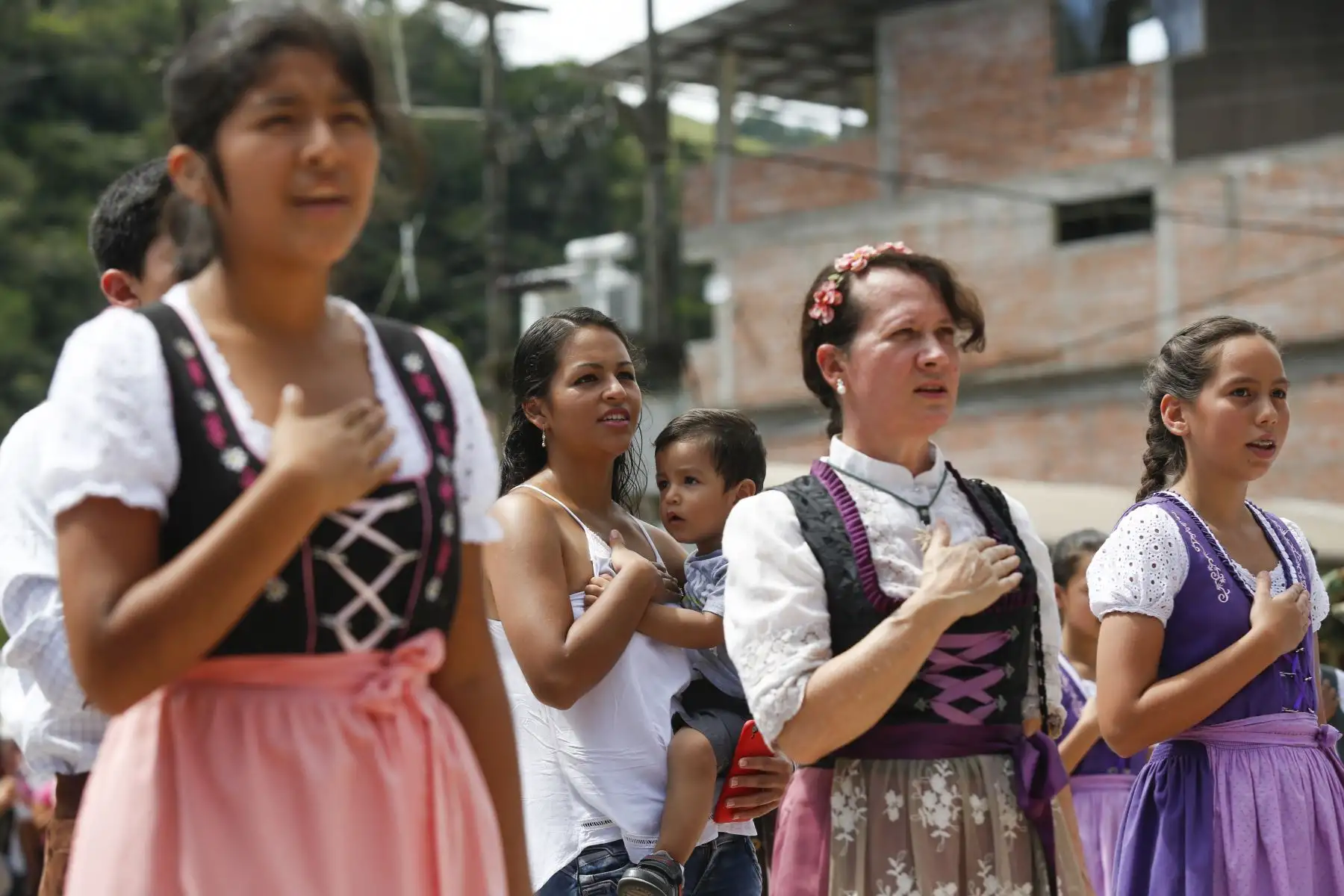 Jefe de Estado,Martín Vizcarra se reúne con la población y autoridades de Oxapampa y Pozuzo en la región Pasco.Foto: ANDINA/Carla Patiño/Prensa Presidencia