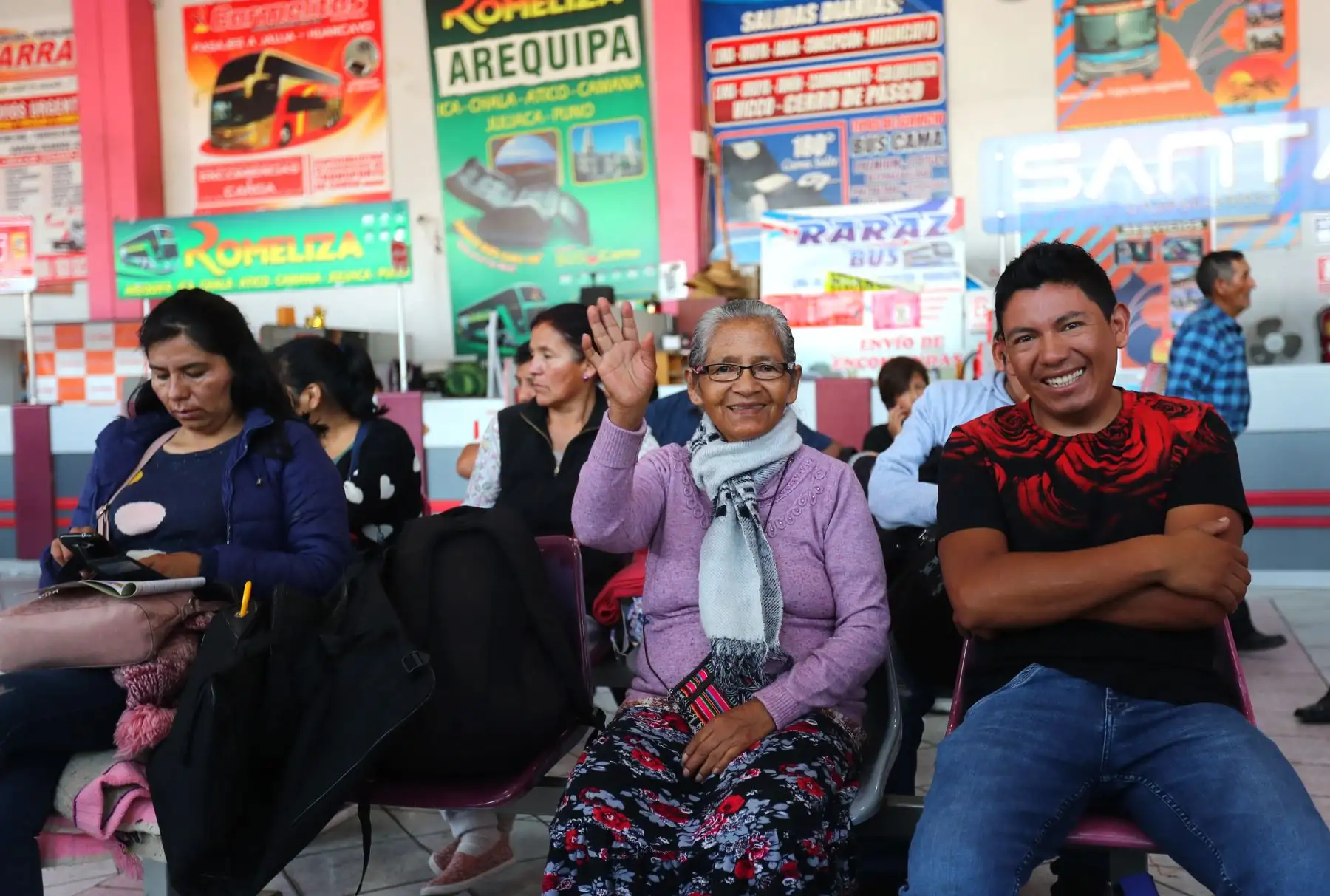 Sutran , brinda recomendaciones  a conductores y pasajeros  a fin de que puedan tener un viaje seguro y eviten accidentes en las vías nacionales en el terminal terrestre Molina (Yerbateros). Foto: ANDINA/Norman Córdova