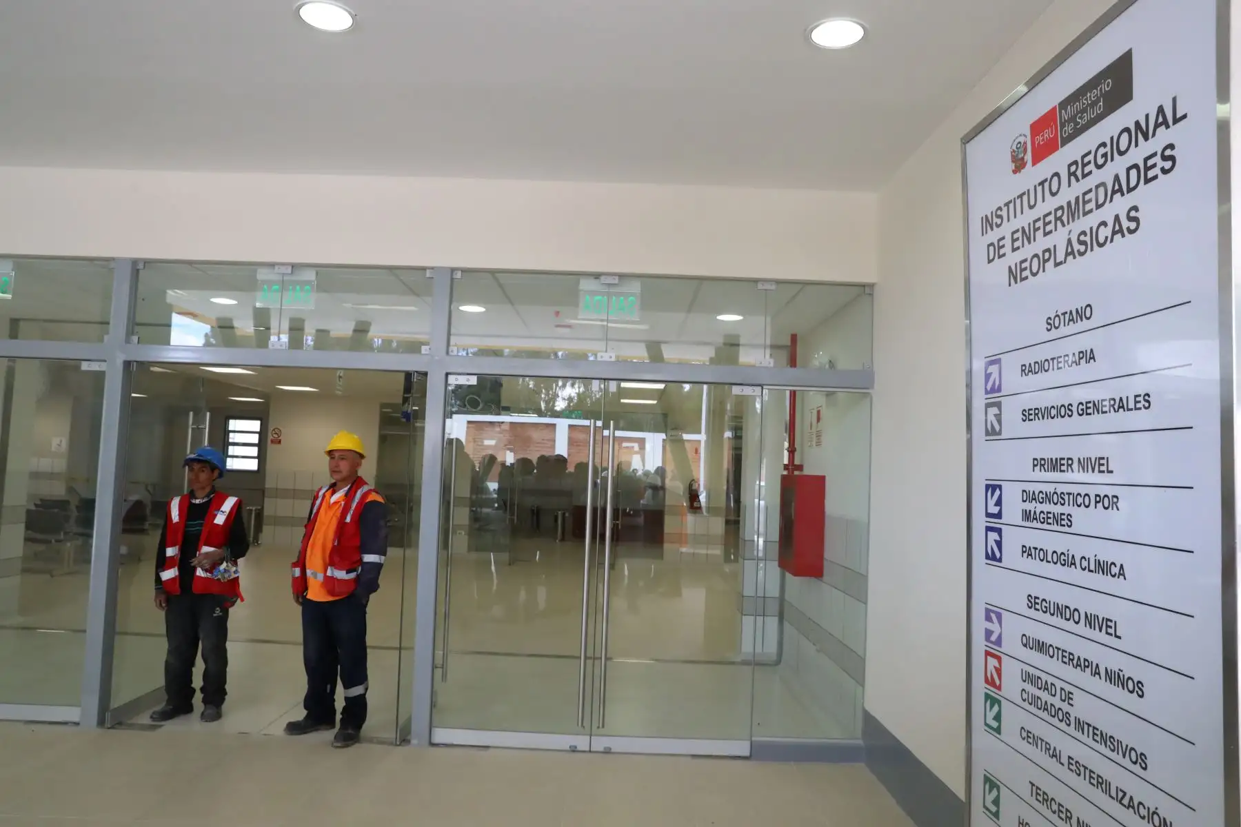 Presidente Vizcarra inspecciona avances de la construcción del Instituto Regional de Enfermedades Neoplásicas ( IREN ) ubicado en la provincia de Concepción ( Junín). Foto: ANDINA/Prensa Presidencia