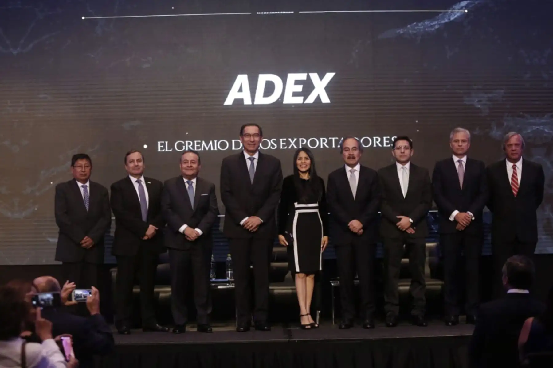 Presidente  Martín Vizcarra participa en la ceremonia de presentación del consejo directivo de la Asociación de Exportadores ( ADEX ).Foto: ANDINA/Prensa Presidencia