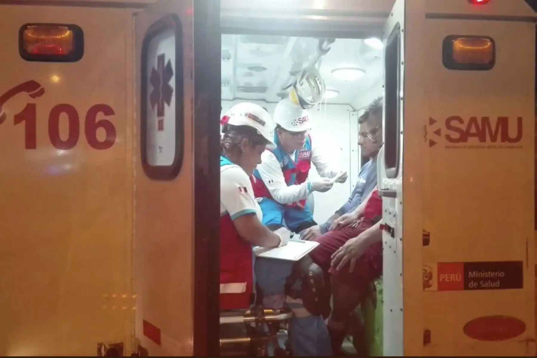 Según reporte del Servicio de Atención Móvil de Urgencia (Samu) los seis afectados fueron trasladados al hospital Sergio Bernales, de Collique,
Foto: ANDINA/SAMU