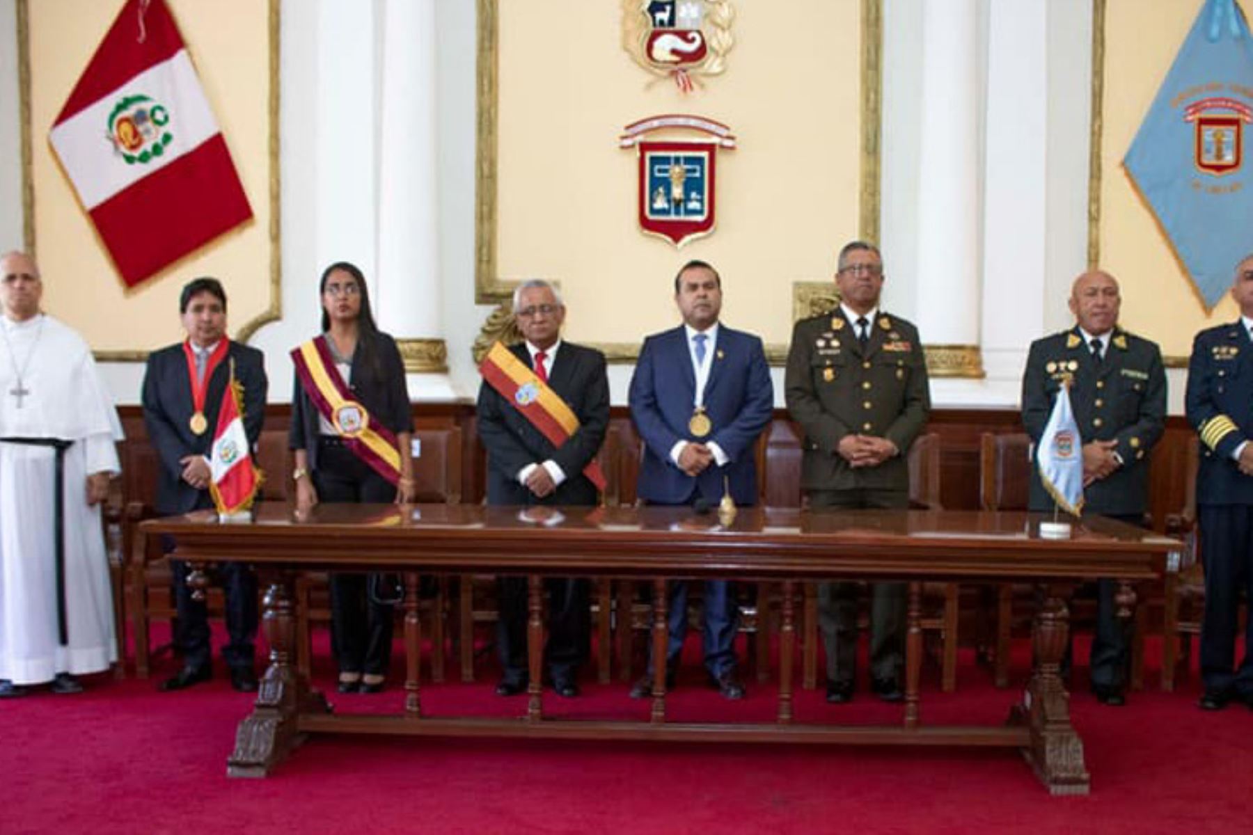 Durante la ceremonia por el 184º aniversario de Chiclayo se guardó un minuto de silencio en memoria del expresidente Alan García.