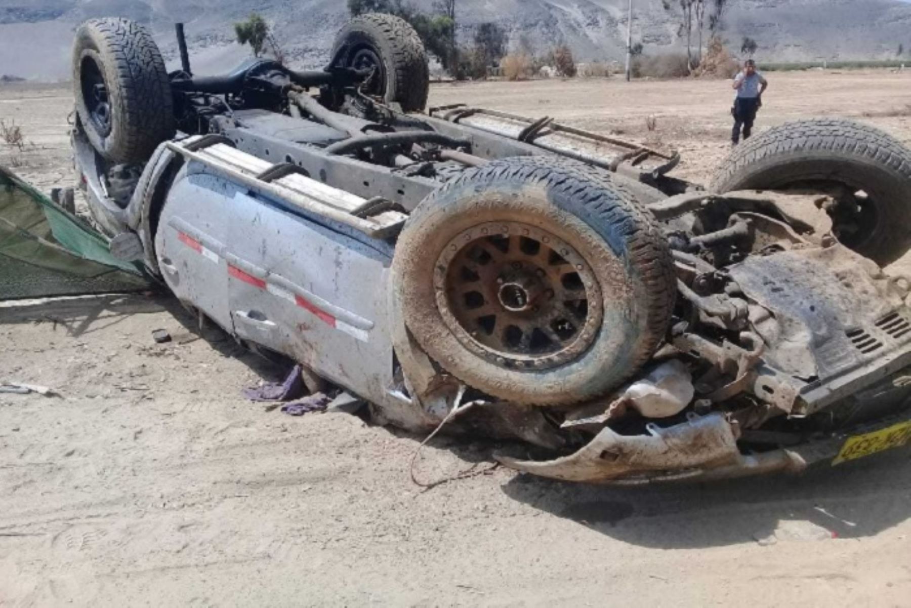Un hombre murió al despistarse el vehículo en el que viajaba, a la altura del kilómetro 258 de la carretera Panamericana Norte, en la provincia de Huarmey, región Áncash.