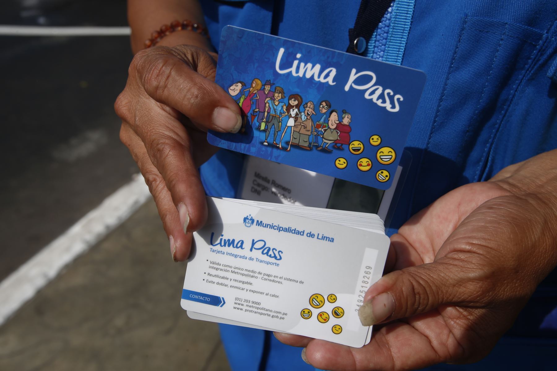 Esta es la tarjeta que usa el Corredor Azul. Foto: ANDINA/Nathalie Sayago