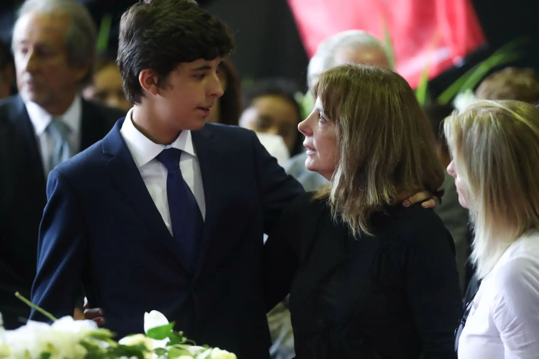 Roxana Chessman y Federico Danton García llegan a la "Casa del Pueblo" para darle el último adiós al expresidente.

Foto: ANDINA/Juan Carlos Guzmán Negrini.