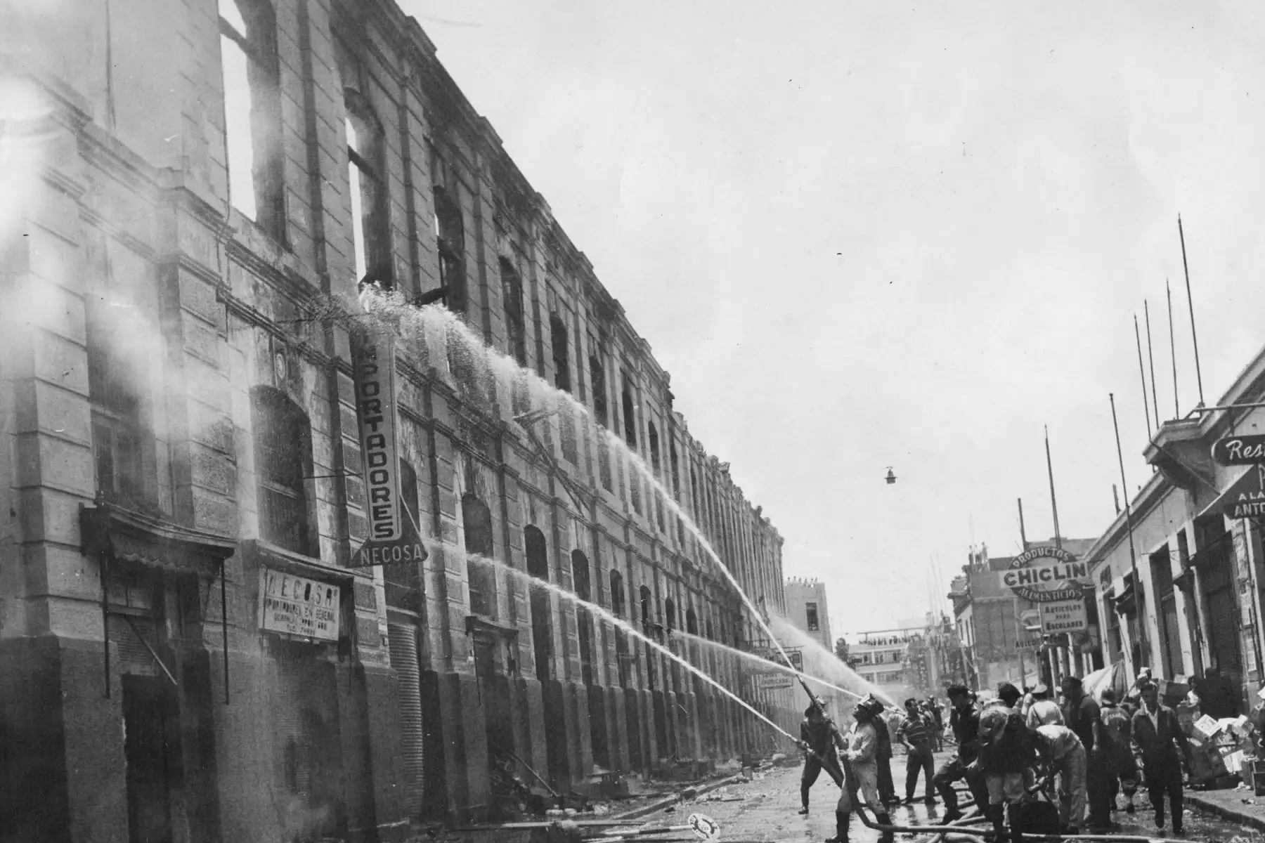 Lima - 29 febrero 1964 / Incendio del Mercado Central de Lima.