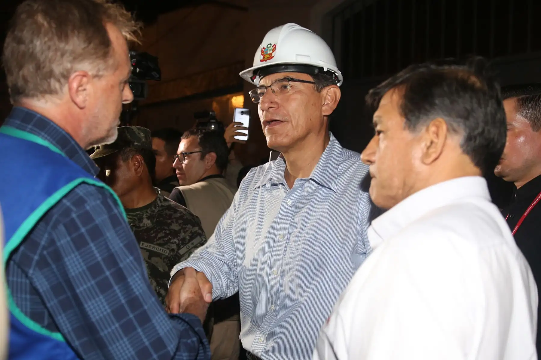 Mesa Redonda: Presidente Vizcarra supervisa acciones en zona de incendio. Foto: ANDINA/Jhony Laurente