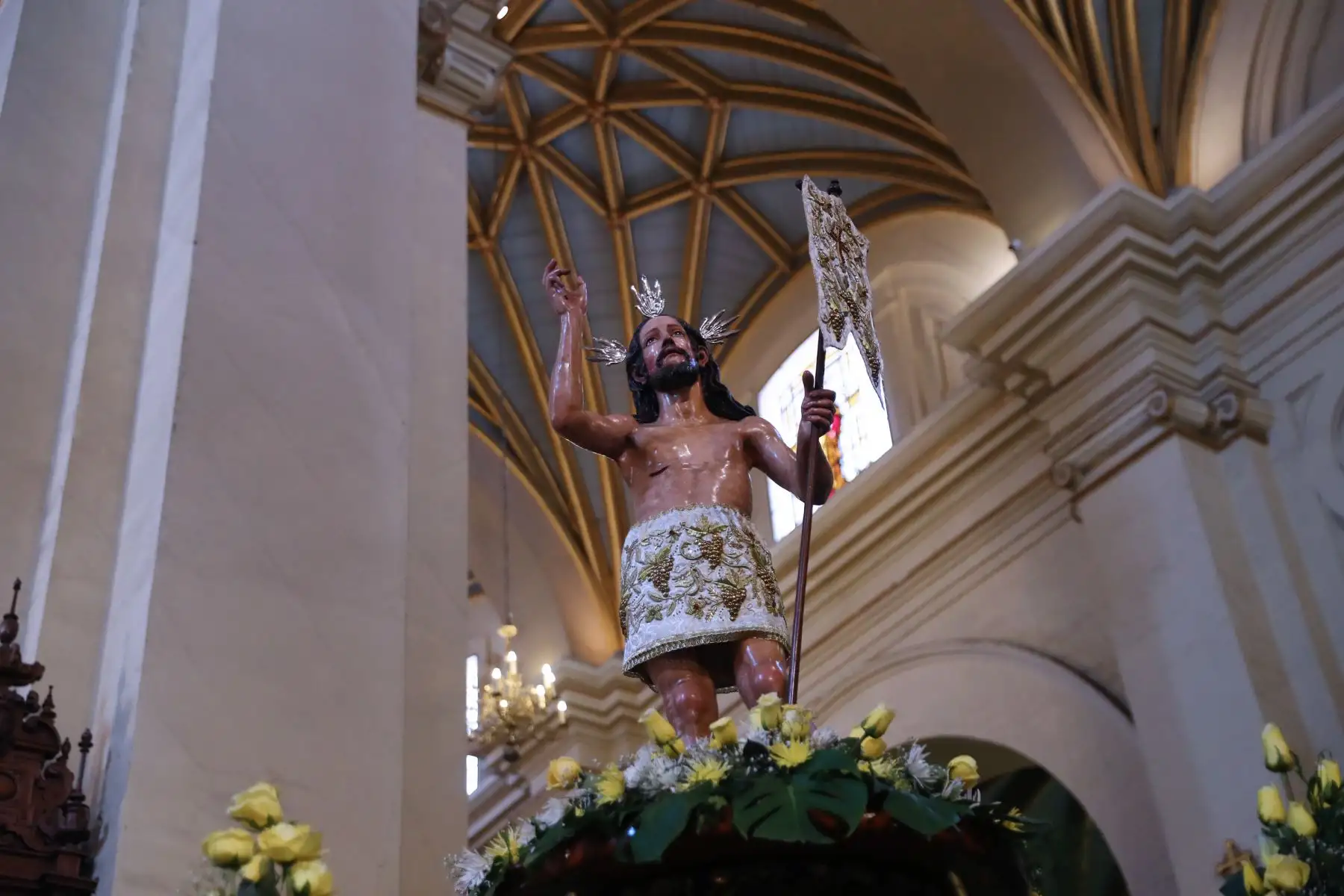Monseñor Carlos Castillo celebra  Misa de pascua de Resurrección.Foto: ANDINA/Norman Córdova