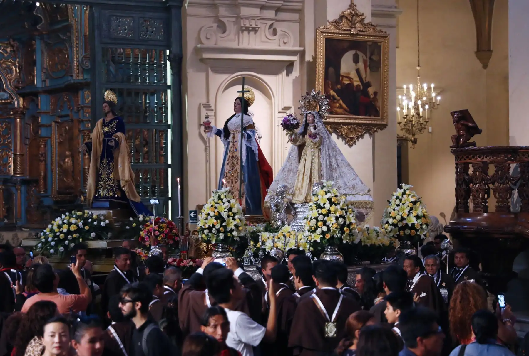 Monseñor Carlos Castillo celebra  Misa de pascua de Resurrección.Foto: ANDINA/Norman Córdova