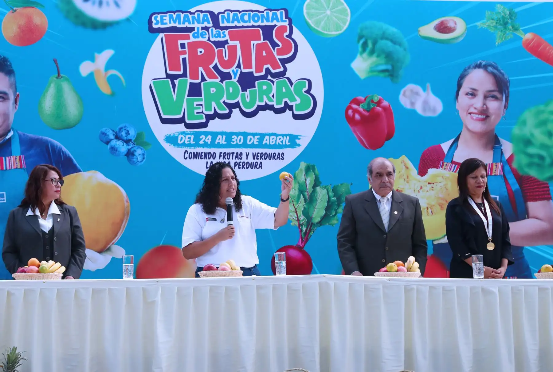 Ministra de Agricultura Fabiola Muñoz lanza actividades por la Semana de las Frutas y Verduras. Foto: ANDINA/Norman Córdova