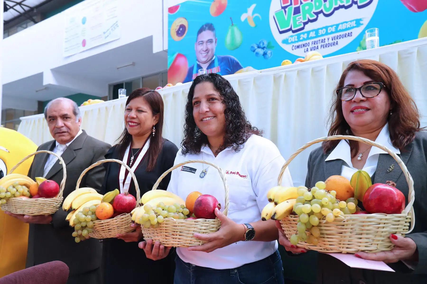 Ministra de Agricultura Fabiola Muñoz lanza actividades por la Semana de las Frutas y Verduras. Foto: ANDINA/Norman Córdova