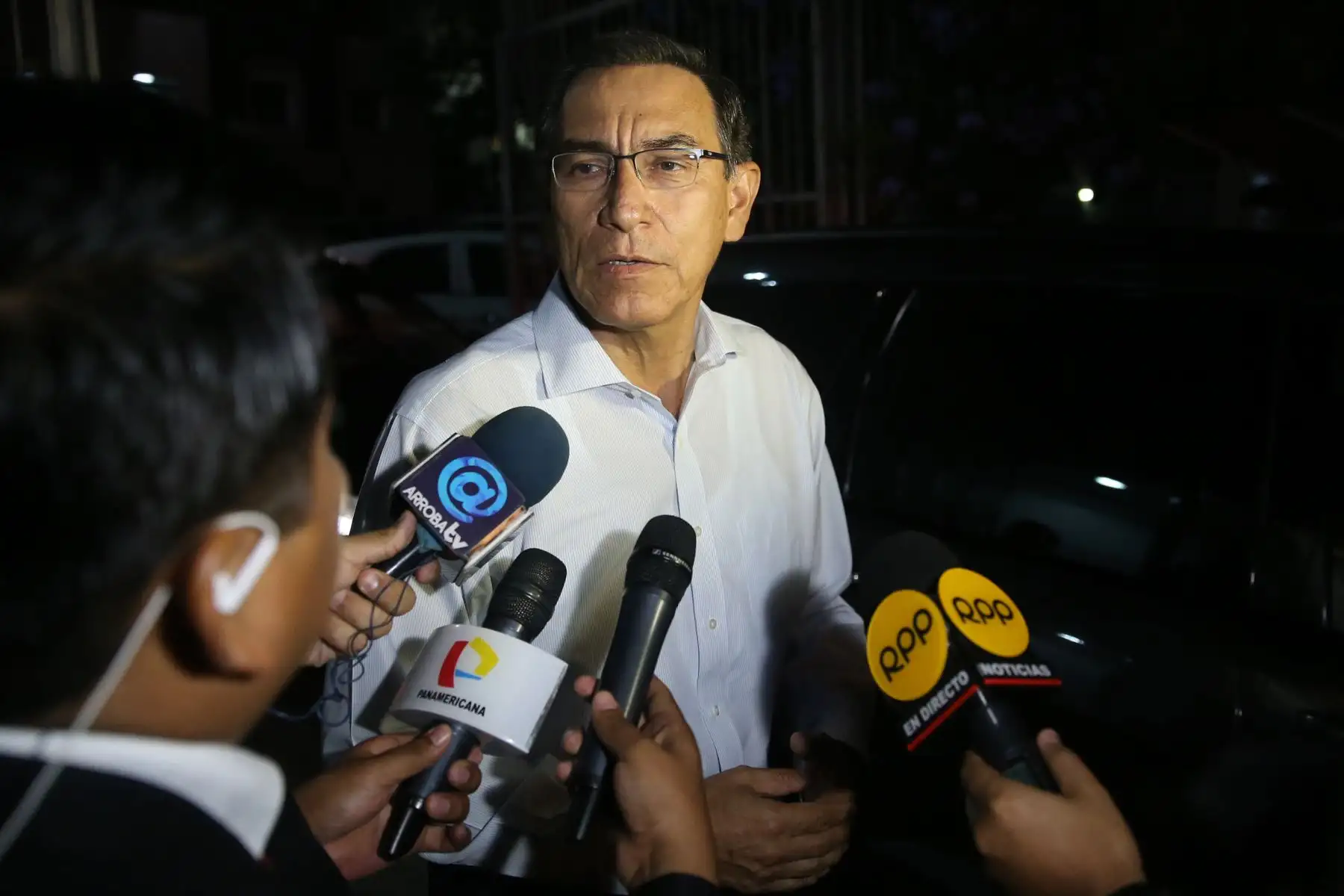 Presidente de la República, Martín Vizcarra, visita a Pedro Pablo Kuczynski, en la clínica Angloamericana.
Foto: ANDINA/Jhonny Laurente.