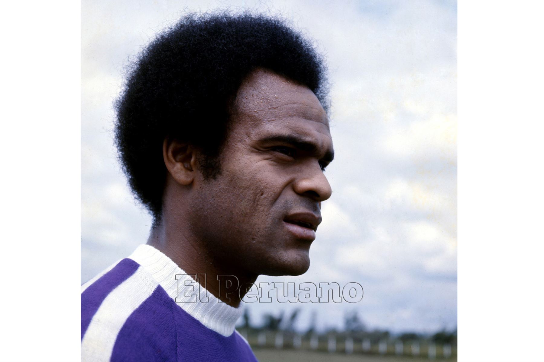 Lima - 1977 / Juan José Muñante durante los entrenamientos de la selección peruana de fútbol que se prepara para el triangular de Cali clasificatorio para el Mundial de Argentina 78.