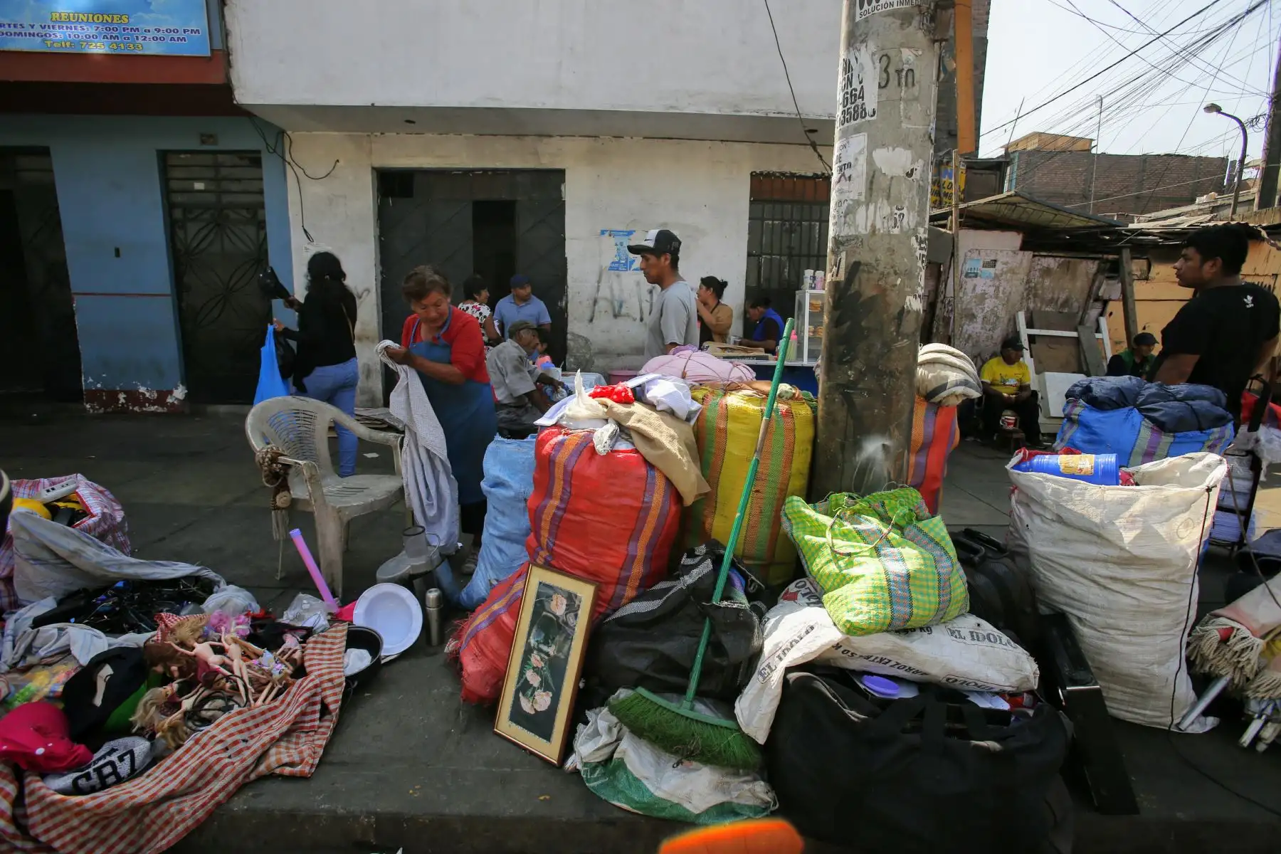 Comisaria de Apolo encabeza operativo en la cachina de la Av. Aviación del Distrito de la Victoria. Foto: ANDINA/Nathalie Sayago
