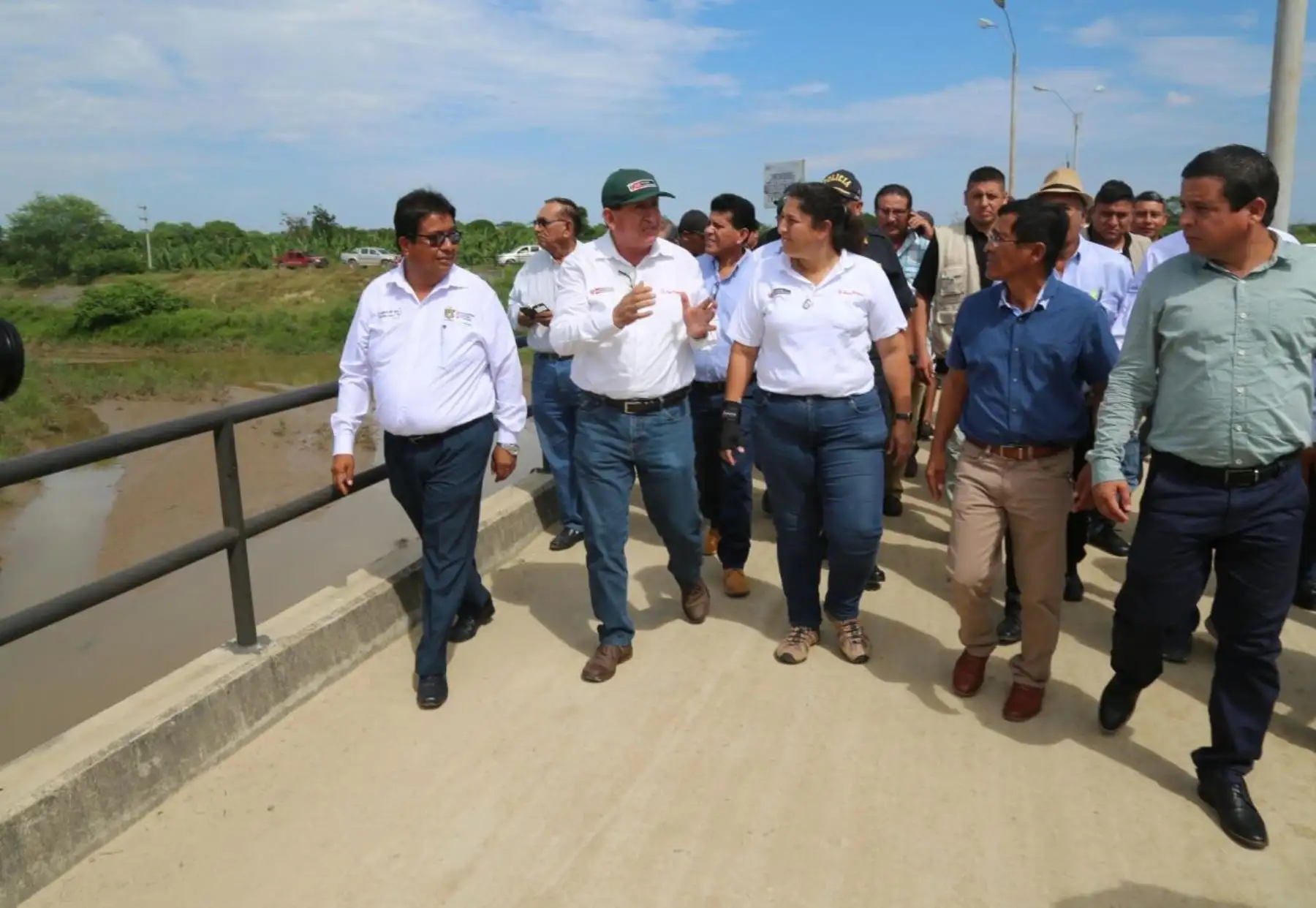 Ministra de Agricultura y Riego, Fabiola Muñoz, en el norte del país.