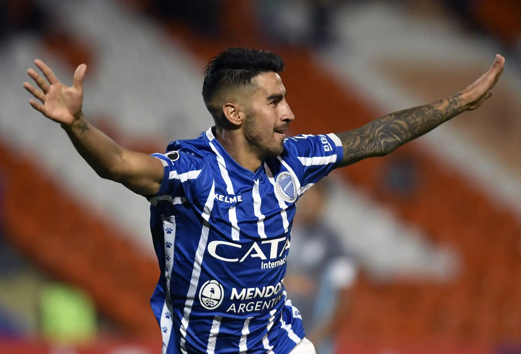 Juan Martin Lucero, del argentino Godoy Cruz, celebra después de anotar contra el Sporting Cristal de Perú durante su partido de fútbol del Grupo C de la Copa Libertadores 2019 en el estadio Malvinas Argentinas en Mendoza, Argentina.
Foto:AFP