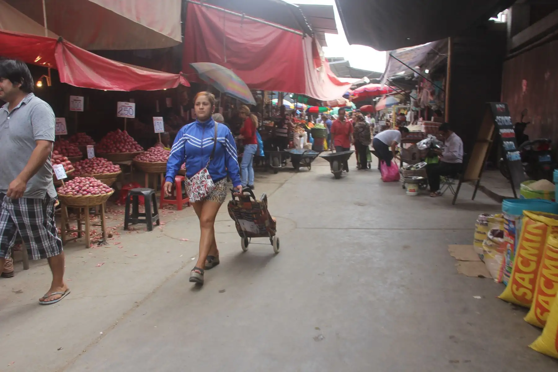 Este es el nuevo horario de atención en los mercados de Loreto, Piura, La Libertad, Lambayeque y TumbesFot: ANDINA