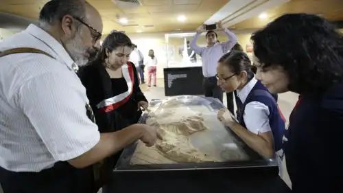 Muestra sobre batallas históricas en el Ministerio de Cultura.