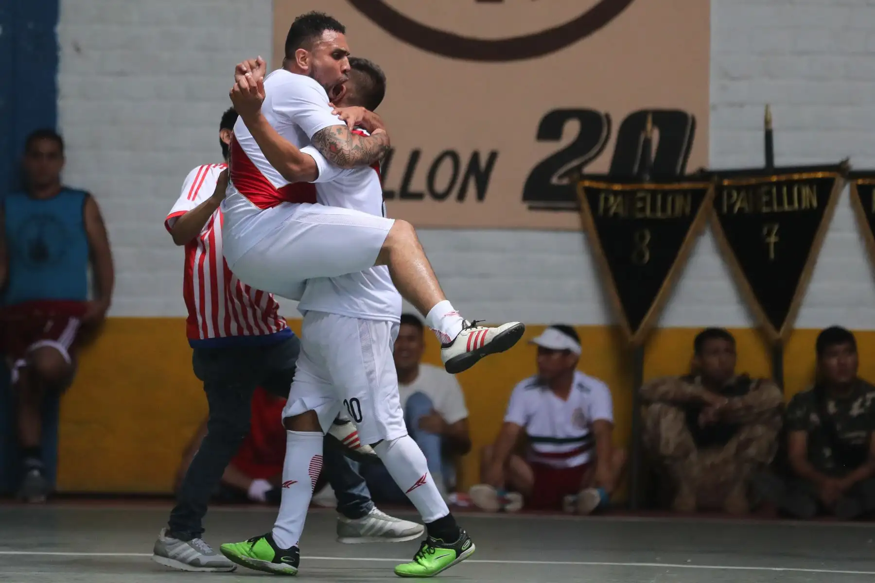 Reclusos del penal de Lurigancho disputan la final del campeonato Copa América Lurigancho 2019, organizado por el INPE. Foto: ANDINA/Juan Carlos Guzmán Negrini.