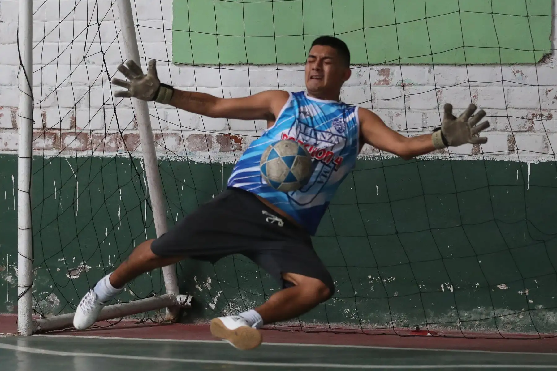 Reclusos del penal de Lurigancho disputan la final del campeonato Copa América Lurigancho 2019, organizado por el INPE. Foto: ANDINA/Juan Carlos Guzmán Negrini.