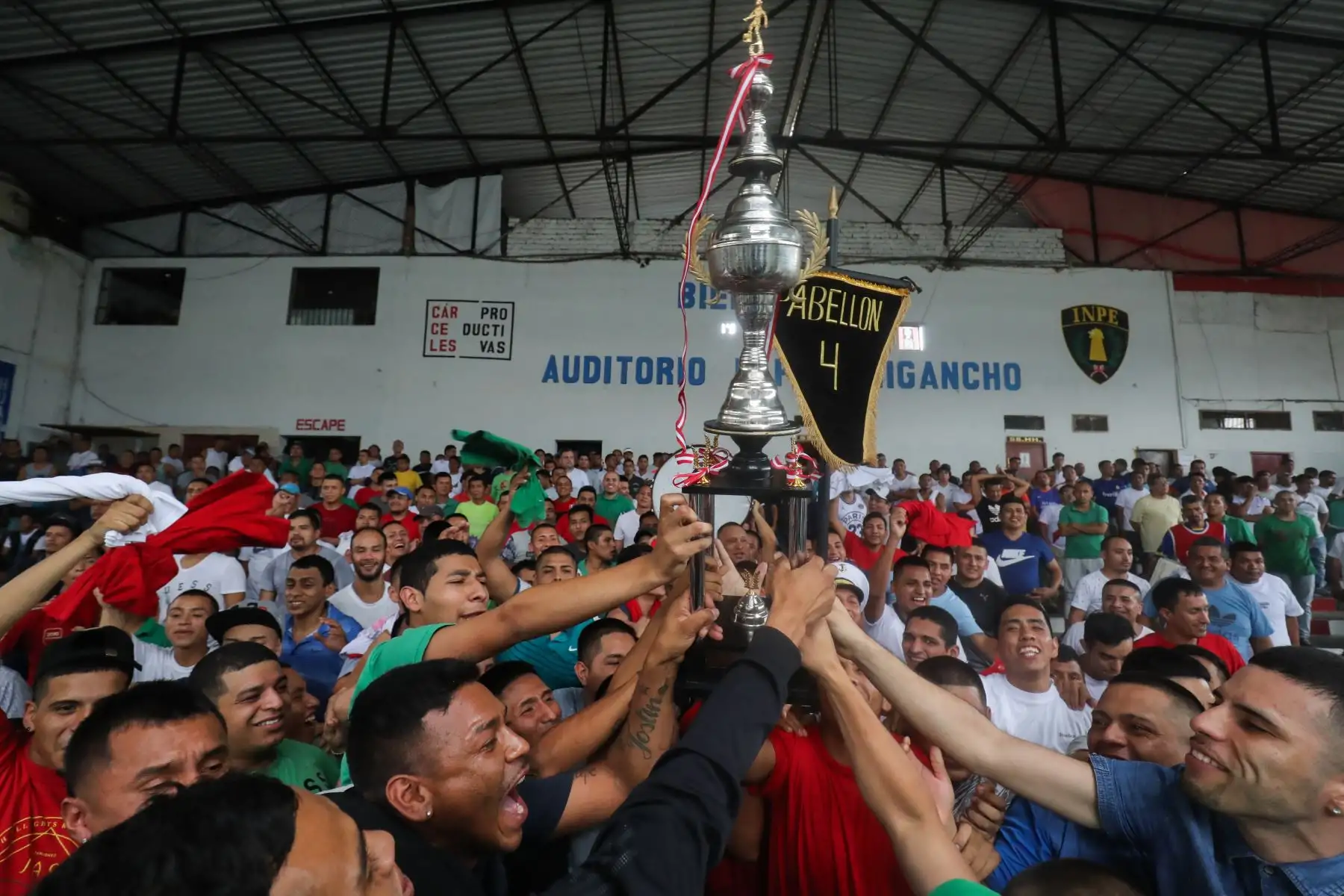 Reclusos del penal de Lurigancho disputan la final del campeonato Copa América Lurigancho 2019, organizado por el INPE. Foto: ANDINA/Juan Carlos Guzmán Negrini.