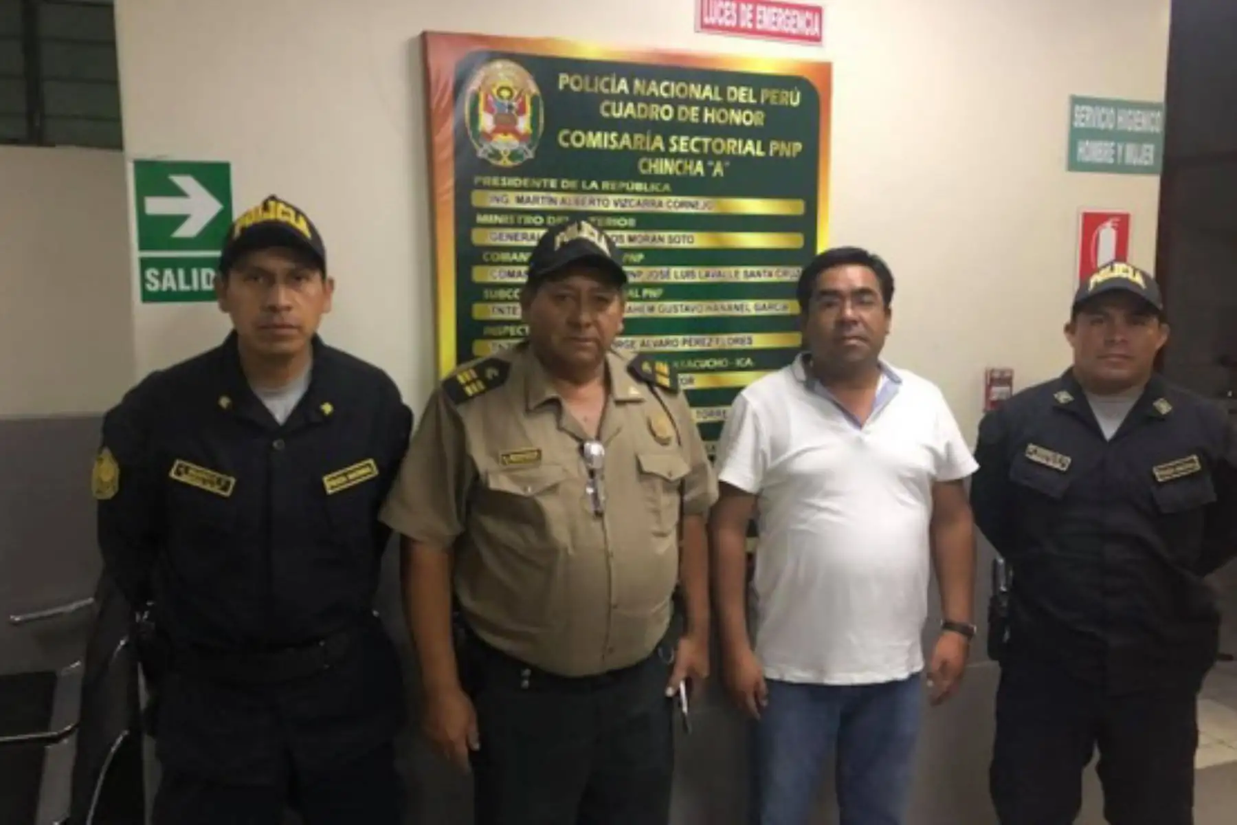 Como parte de la Semana de Representación, el presidente de la Comisión de Justicia y Derechos Humanos del Congreso, Alberto Oliva, visitó varias comisarías de Pisco y Chincha, en la región Ica.