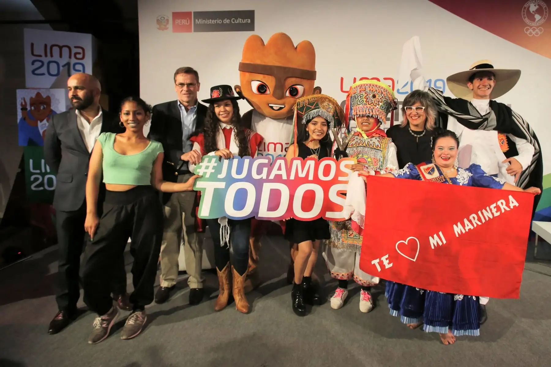 Panamericanos Lima 2019. Con el lema La Fiesta de la Cultura, el Presidente del Comite Organizador de los Juegos Panamericanos y Parapanamericanos, Carlos Neuhaus y el Gerente de Comunicaciones, Juan Silva presentaron el Programa Cultural Lima 2019 acompañados por la Ministra de Cultura, Ulla Holmquist.  Foto: ANDINA/Nathalie Sayago