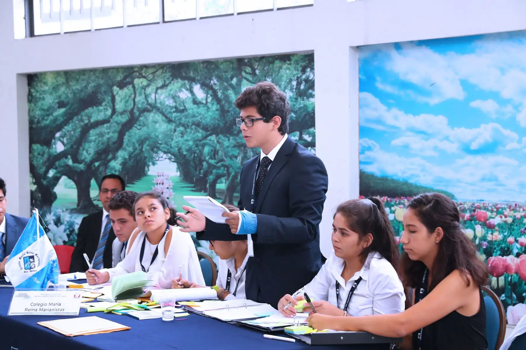 La Defensoría del Pueblo organiza el primer Debate Escolar. Alumnos y alumnas expresan sus ideas y propuestas para prevenir la violencia. Foto: ANDINA/Norman Córdova