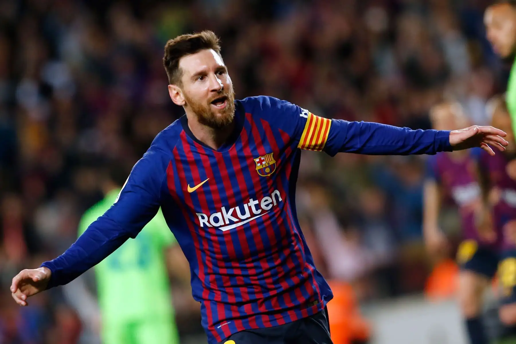 El delantero argentino del Barcelona, Lionel Messi, celebra su gol durante el partido de fútbol de la Liga española entre el FC Barcelona y el Levante UD en el estadio Camp Nou en Barcelona.Foto: AFP