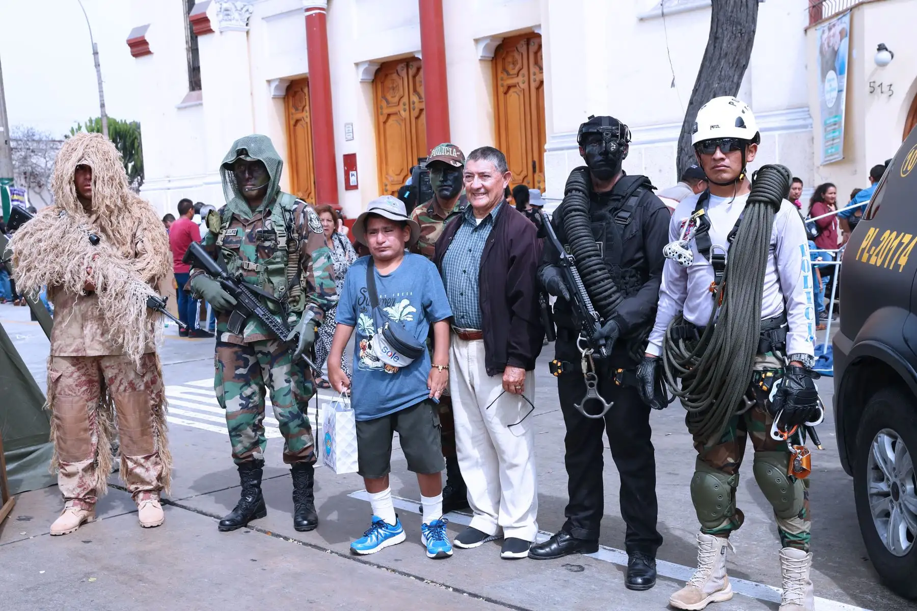 Feria Temática Informativa de la PNP, que tiene por finalidad dar a conocer los programas preventivos que tiene la PNP ante  la ciudadanía .Foto: ANDINA/Norman Córdova