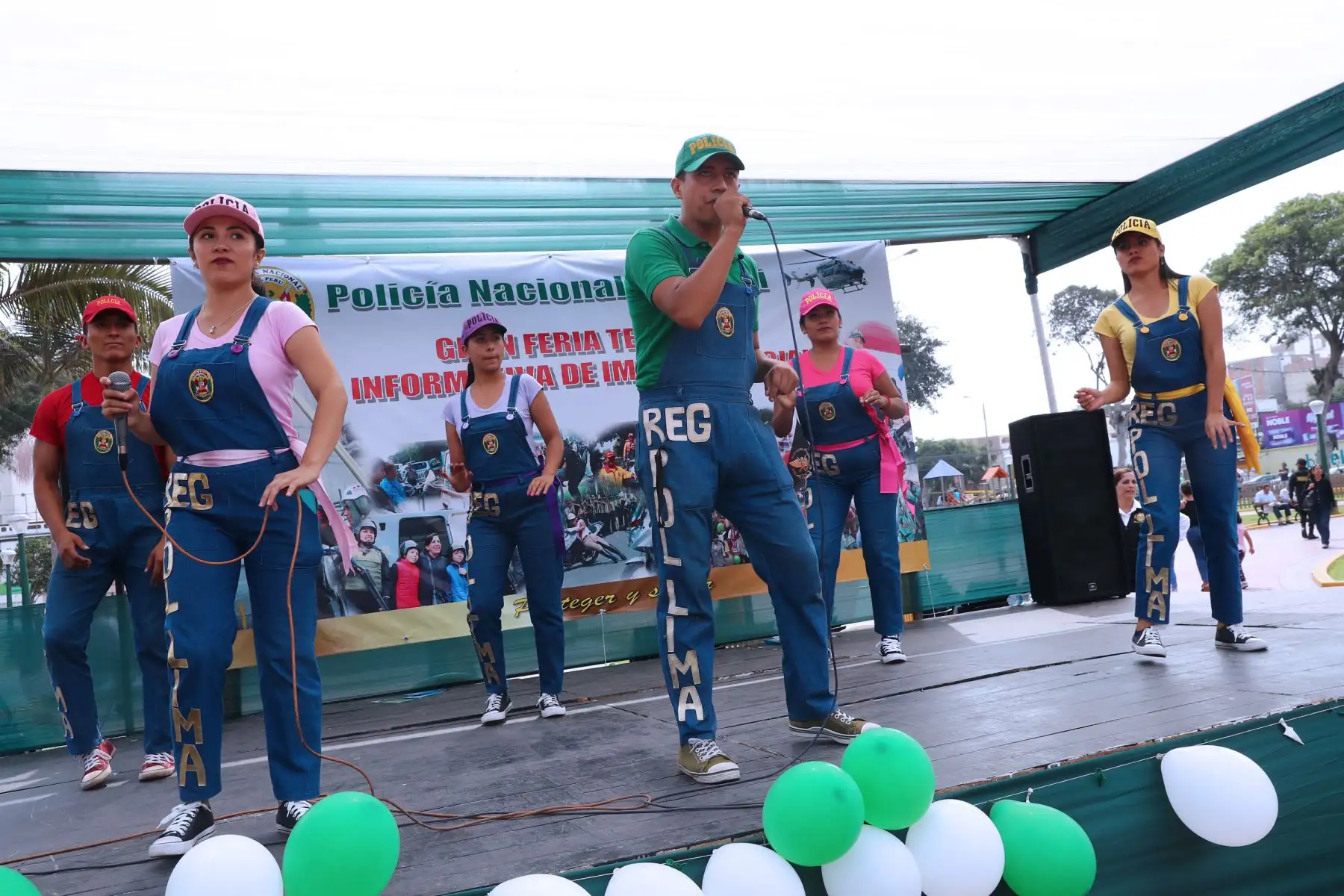 Feria Temática Informativa de la PNP, que tiene por finalidad dar a conocer los programas preventivos que tiene la PNP ante  la ciudadanía .Foto: ANDINA/Norman Córdova