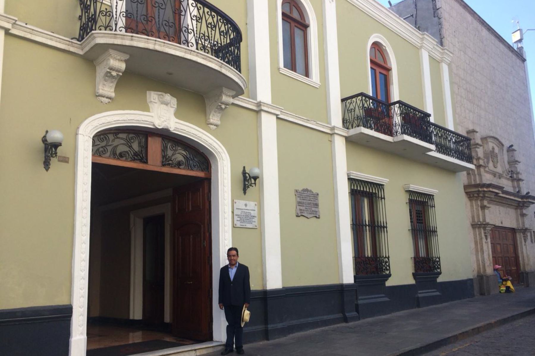 El gerente del Centro Histórico de la Municipalidad de Arequipa, William Palomino, remarcó la importancia de conocer los estilos arquitectónicos que existen en las calles del Centro Histórico.