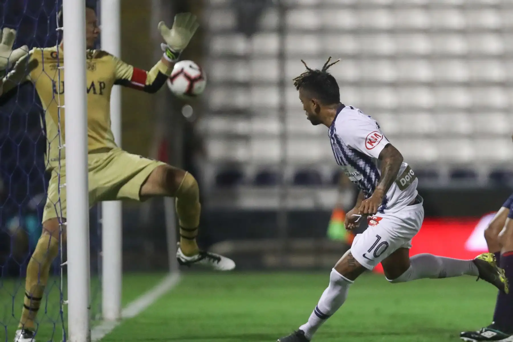 Alianza Lima ganó 1-0 a San Martín en Matute con gol de Joazhiño Arroé

Foto: ANDINA/Juan Carlos Guzmán Negrini.