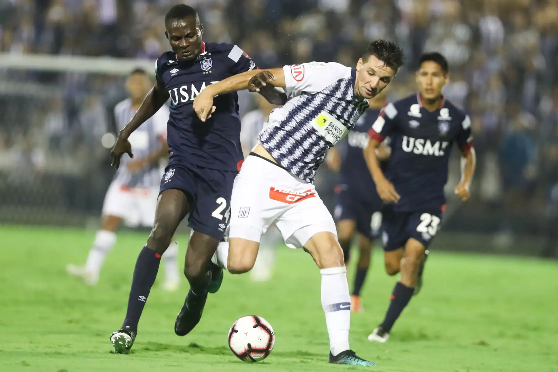 Alianza Lima ganó 1-0 a San Martín en Matute con gol de Joazhiño Arroé

Foto: ANDINA/Juan Carlos Guzmán Negrini.