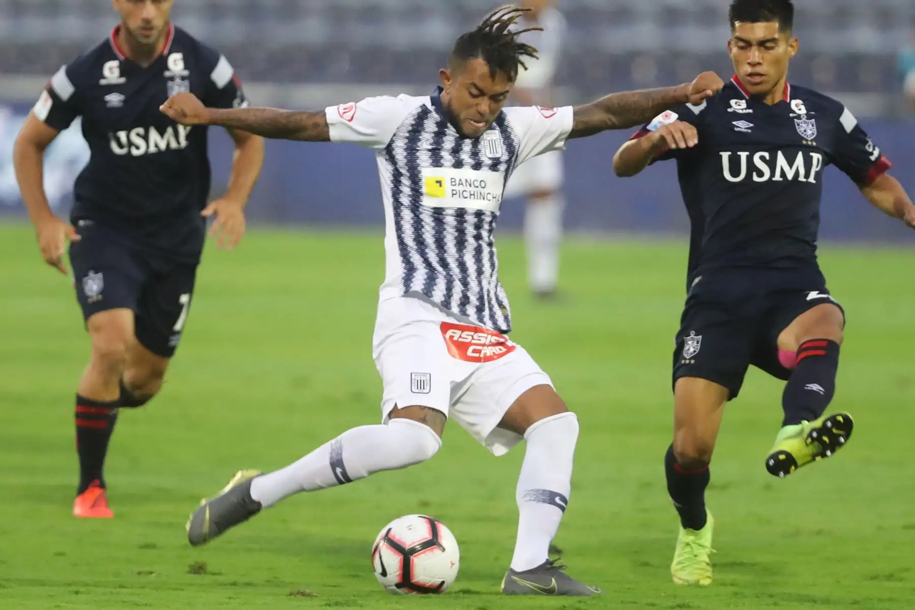 Alianza Lima ganó 1-0 a San Martín en Matute con gol de Joazhiño Arroé

Foto: ANDINA/Juan Carlos Guzmán Negrini.