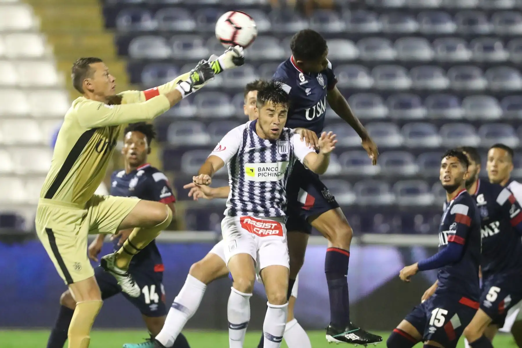 Alianza Lima ganó 1-0 a San Martín en Matute con gol de Joazhiño Arroé

Foto: ANDINA/Juan Carlos Guzmán Negrini.